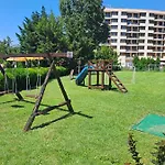 Sunny Plaza Lejlighed