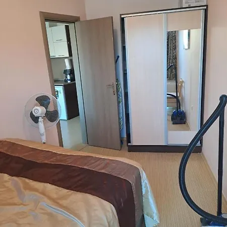 Apartment Sunny Plaza *