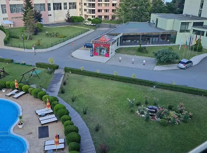 Sunny Plaza Lägenhet Slăntjev Brjag