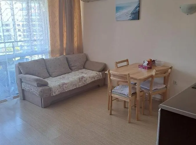 Sunny Plaza * Slăntjev Brjag